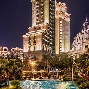 Baohong ***** Sanya